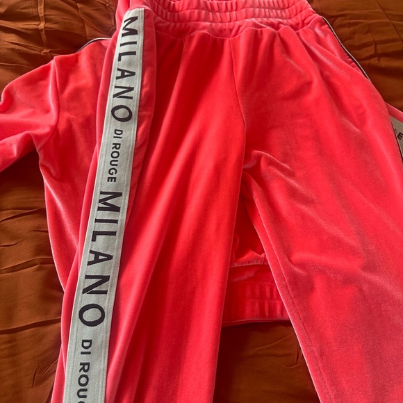 milano di rouge neon pink, pants set , crop sweater and pants fits like a medium - Picture 1 of 6